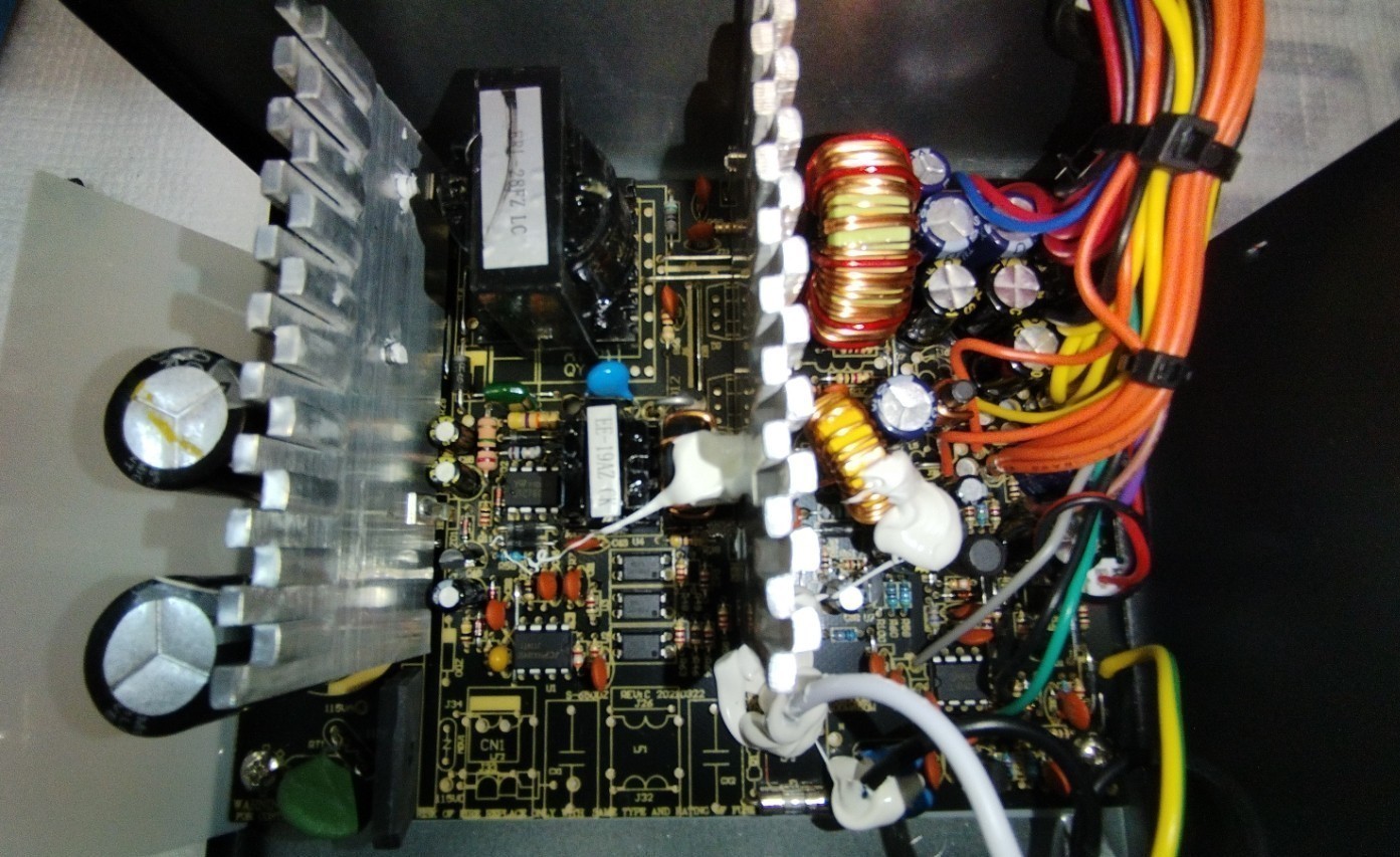 Обзор AEROCOOL VX-500. Блок питания с подсветкой для игровой сборки ...